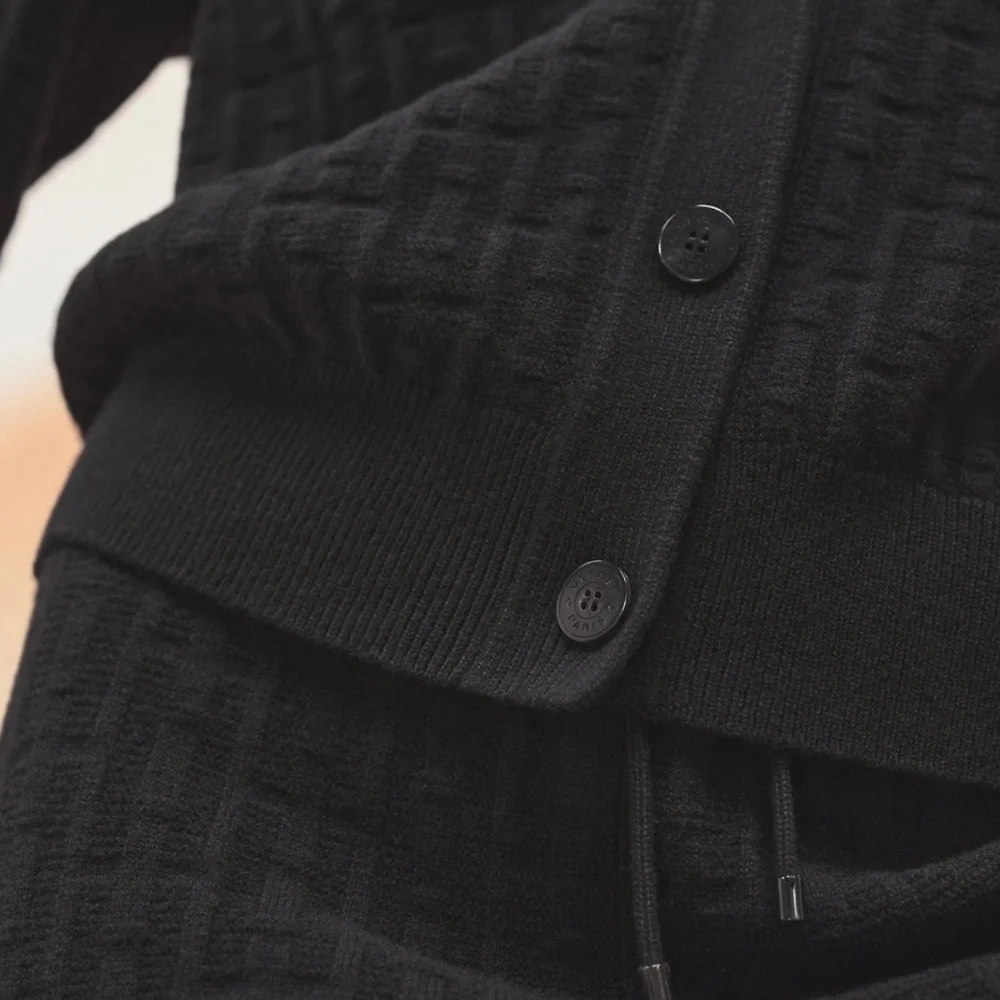 Hermes casual style wool long sleeve cardigan in Noir size 34 ‘23 SS collection - Picture 3 of 6
